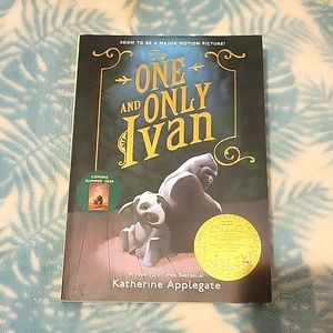 The One and Only Ivan Paperback Book by Katherine Applegate.Brand New.